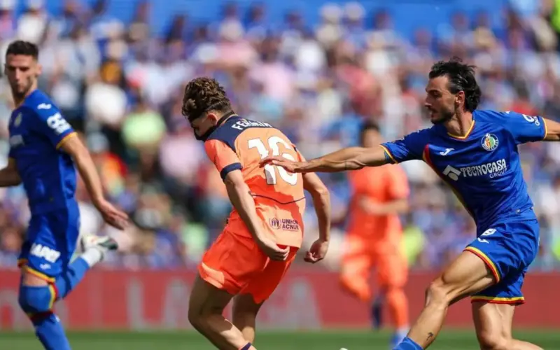 بعد الانتصار على خيتافي.. كم عدد النقاط التي يحتاجها برشلونة للتتويج بلقب الدوري الإسباني؟